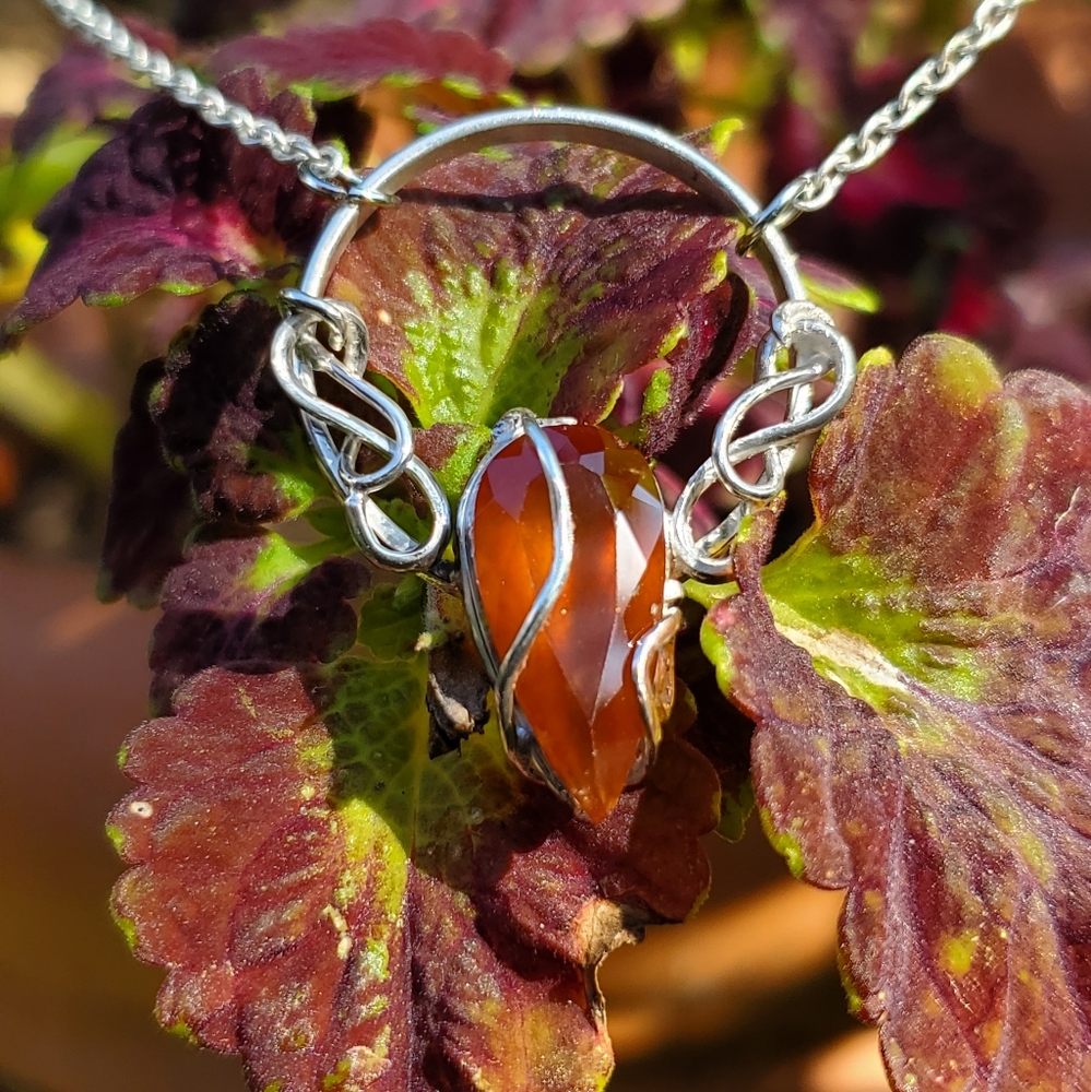 Garnet pendant